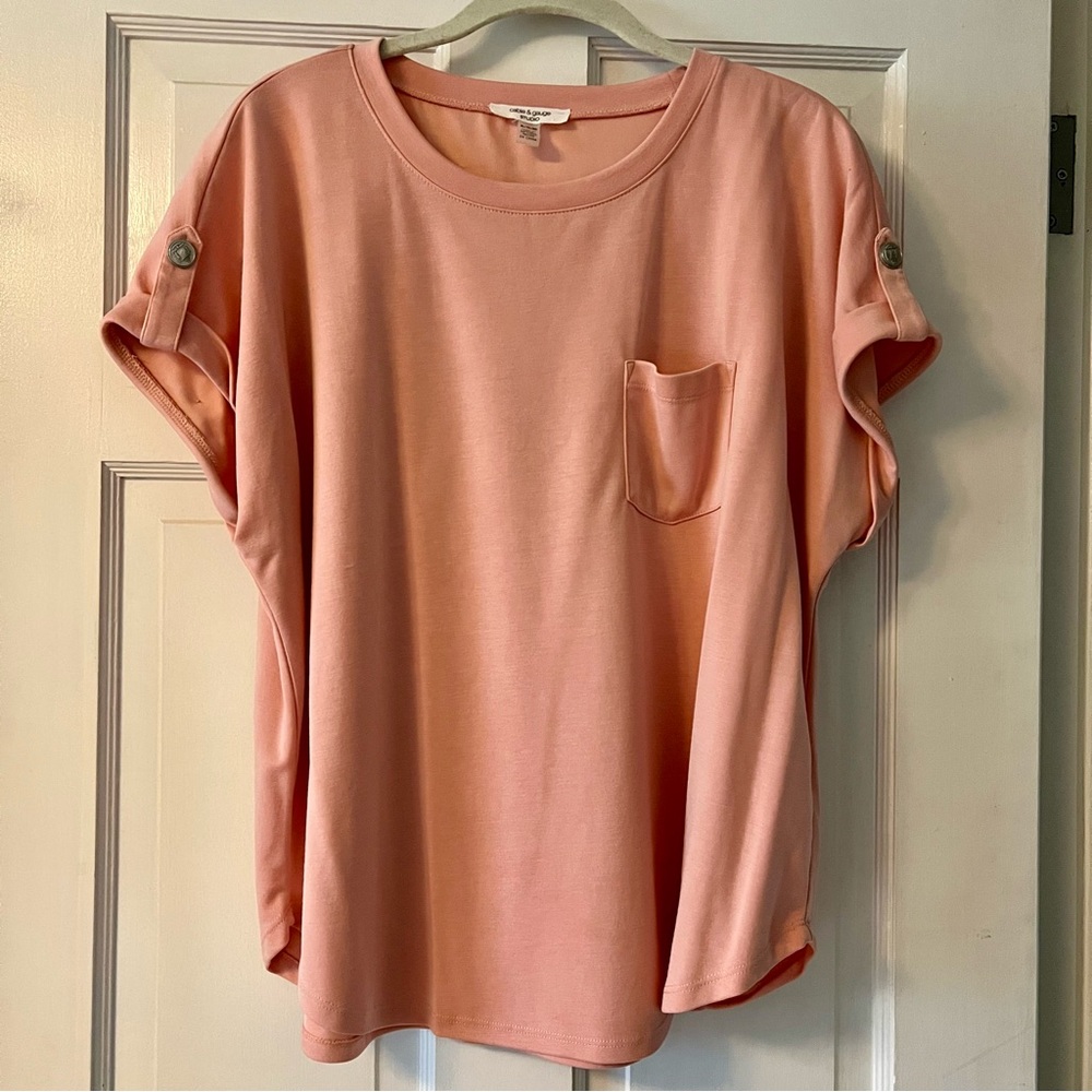 Cable & Gauge Coral Short Sleeve Tee with Button Detail